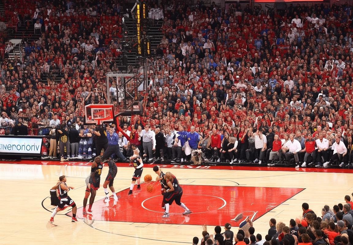 2019年NBA季后赛：猛龙骑士巅峰对决球星对决瞬间(图1)