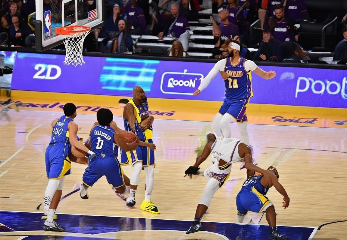 2019湖鹈巅峰对决：巨星战术交锋，湖人鹈鹕激情碰撞(图1)