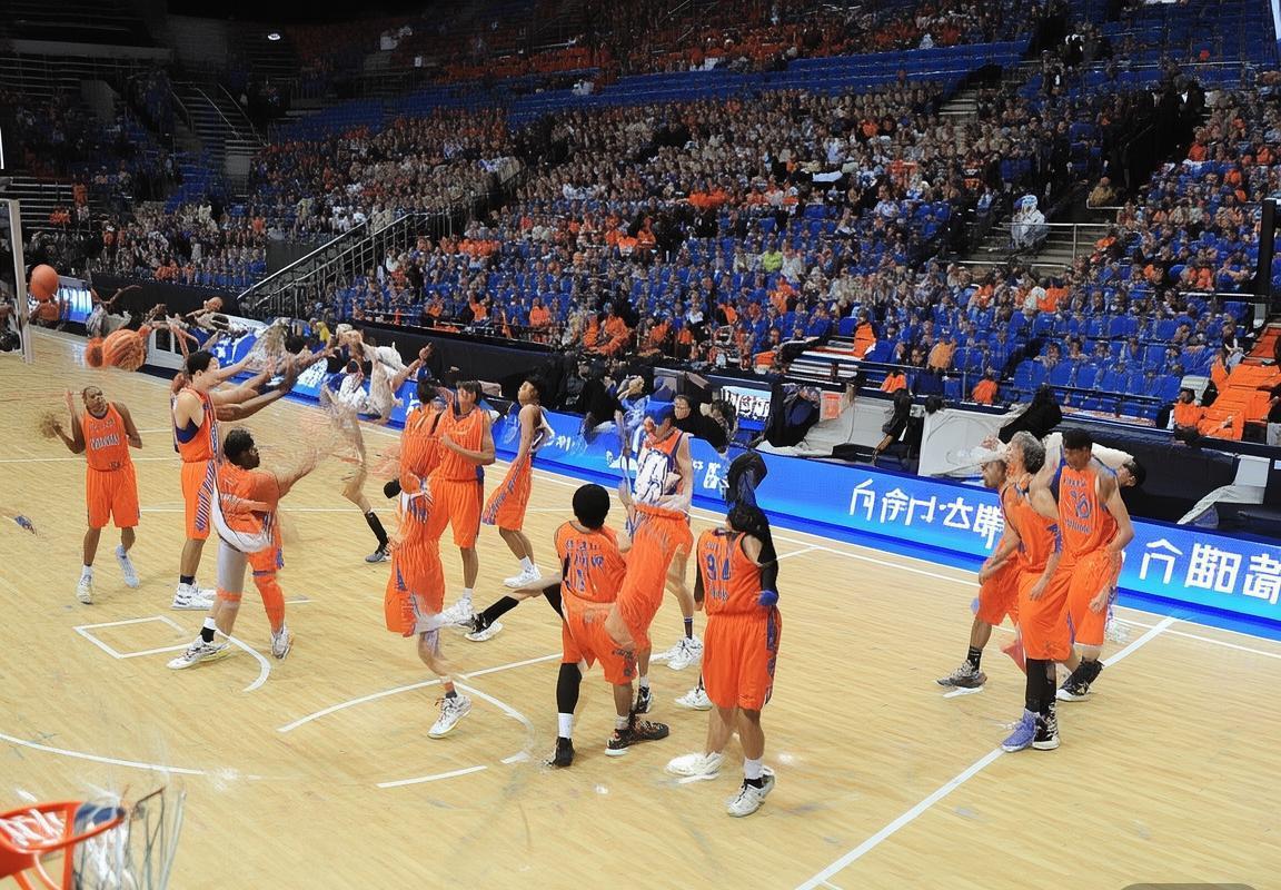 CBA巅峰对决：辽宁江苏激战正酣(图2)